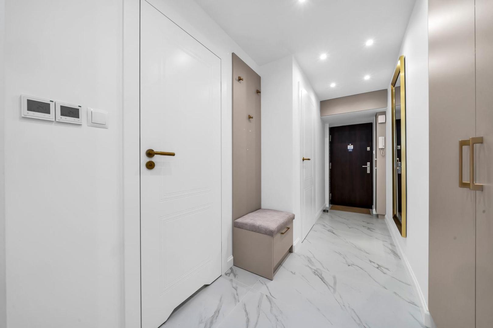 Warsaw Centrum Apartment - Workspace, Balcony - By Rentujemy Εξωτερικό φωτογραφία